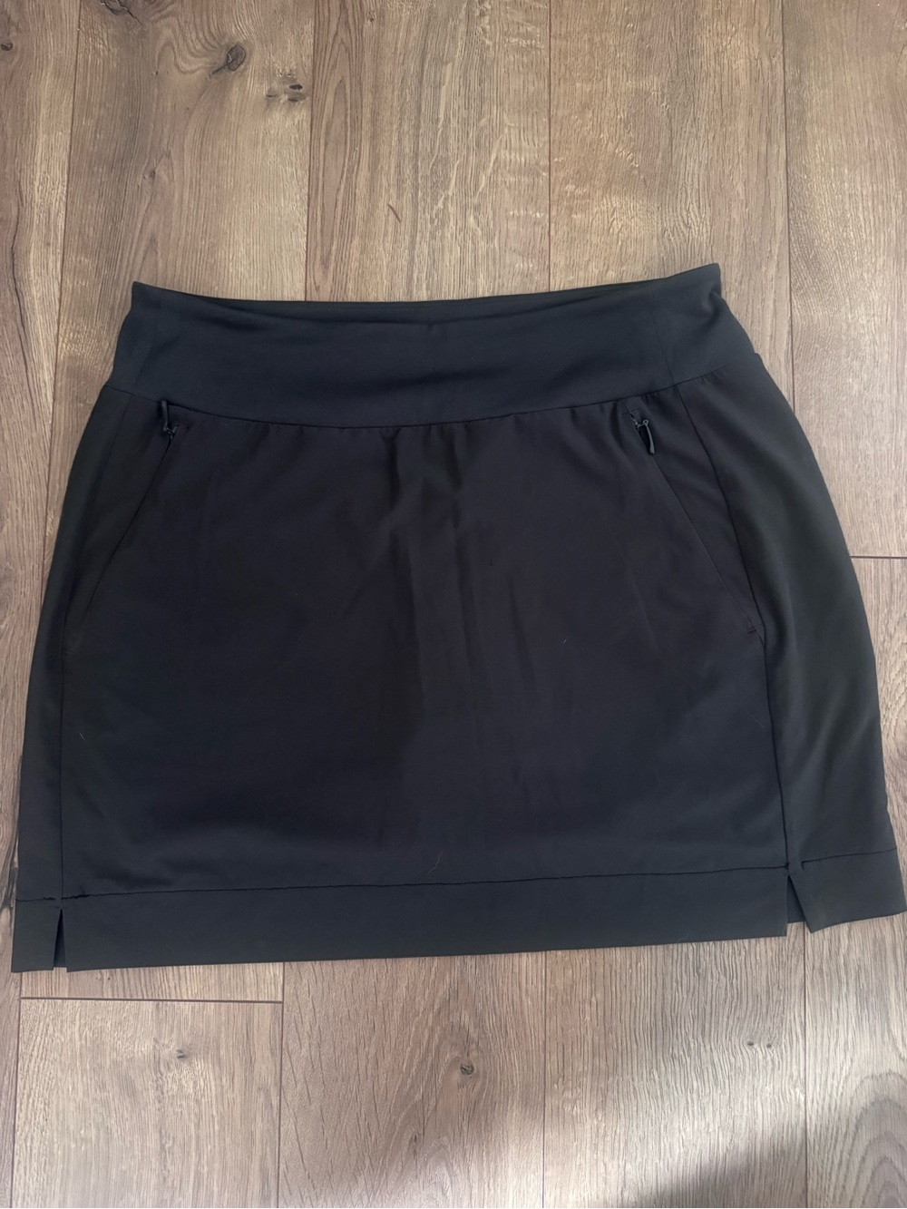 Athleta Green SoHo Skort